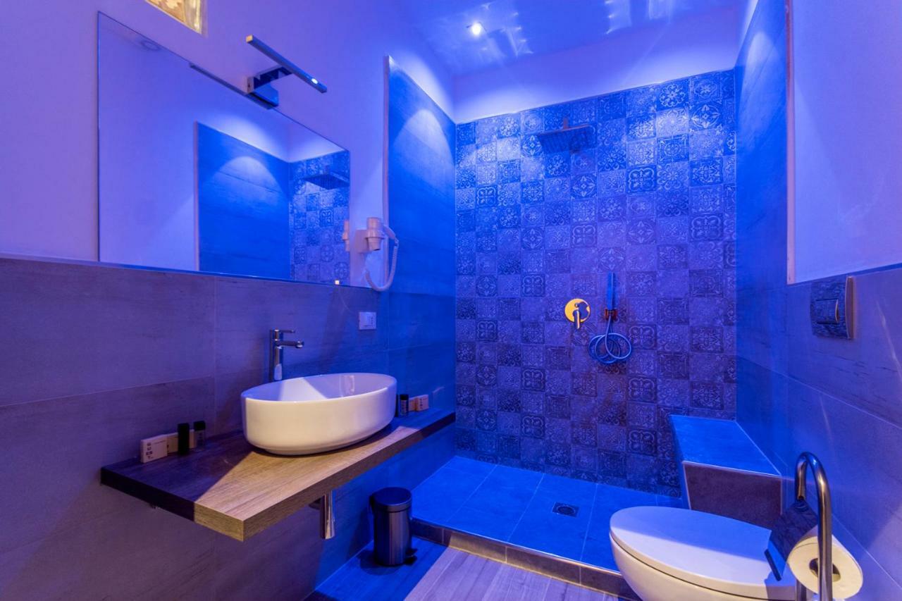 Sheralkes Bed&Breakfast ปาแลร์โม ภายนอก รูปภาพ